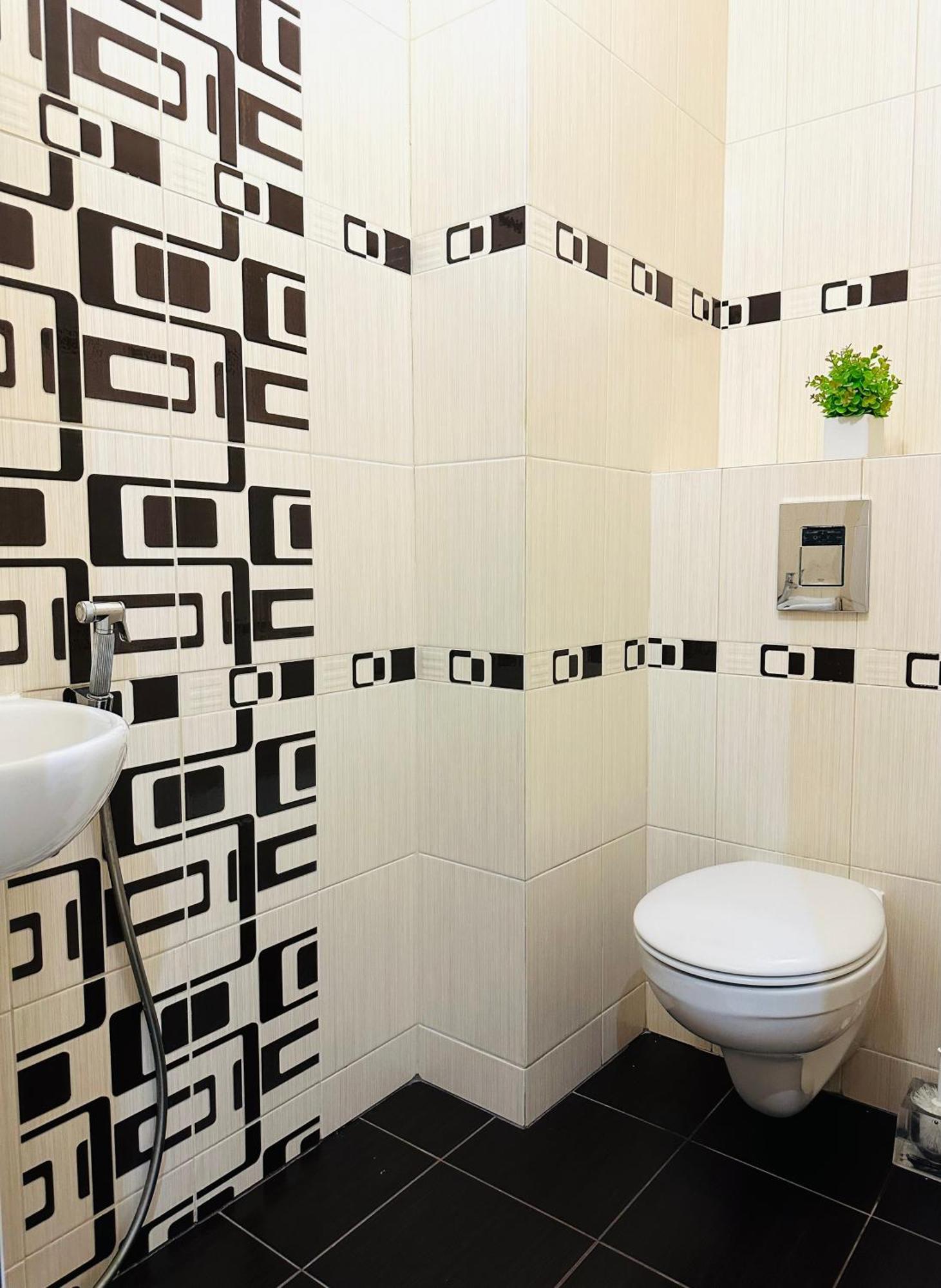 Apartments With A Coffee Machine In The City Center, Near A Park And Zlata Plaza Rivne Zewnętrze zdjęcie